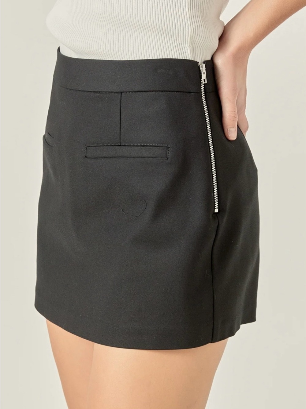 Black Zipper-Detail Mini Skort